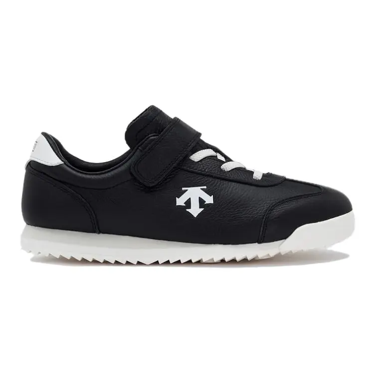 Кроссовки Chron Kids Lifestyle GS Low-top Black/White Descente, черный/белый — фото 2