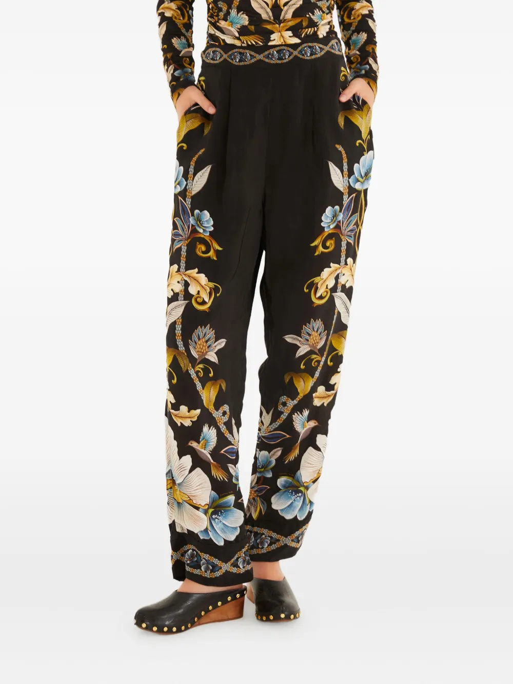 

Брюки с цветочным принтом Farm Rio, черный