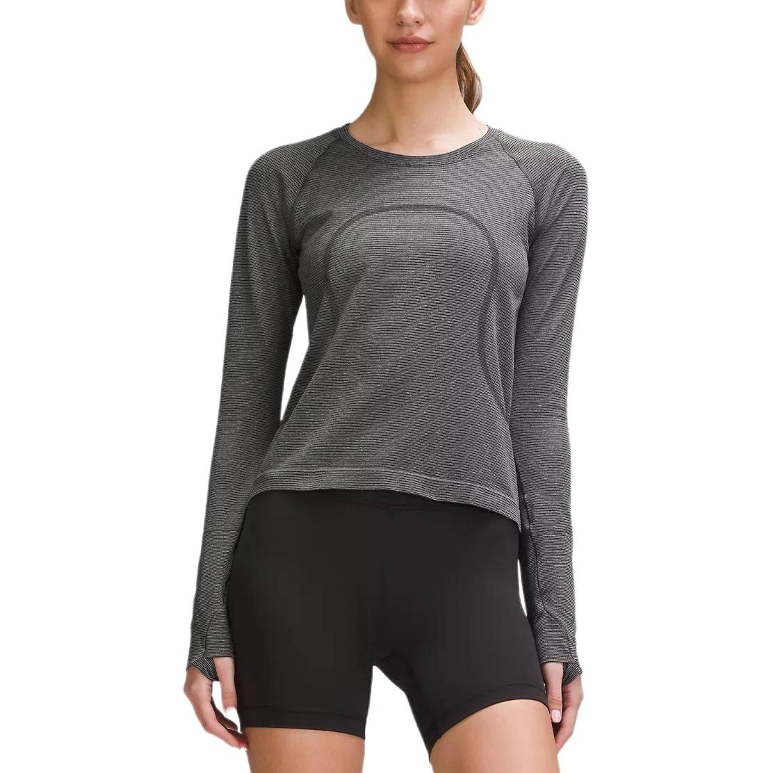 

Футболка Swiftly Tech женская Lululemon, sxbl/wht