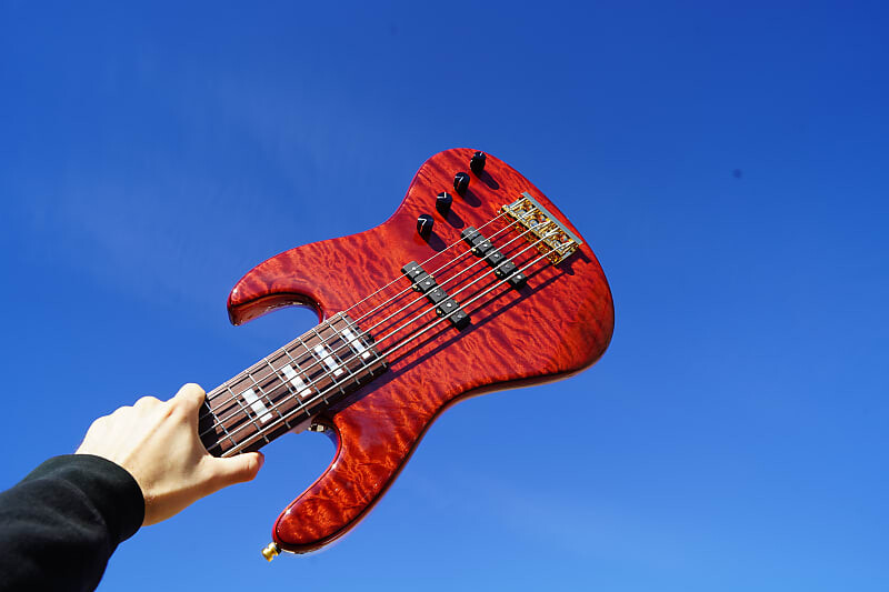 

Басс гитара Sadowsky MasterBuilt 2023 LTD-5 J/J - Majestic Red Transparent 4/35 5-String Electric Bass Guitar w/ Gig Bag