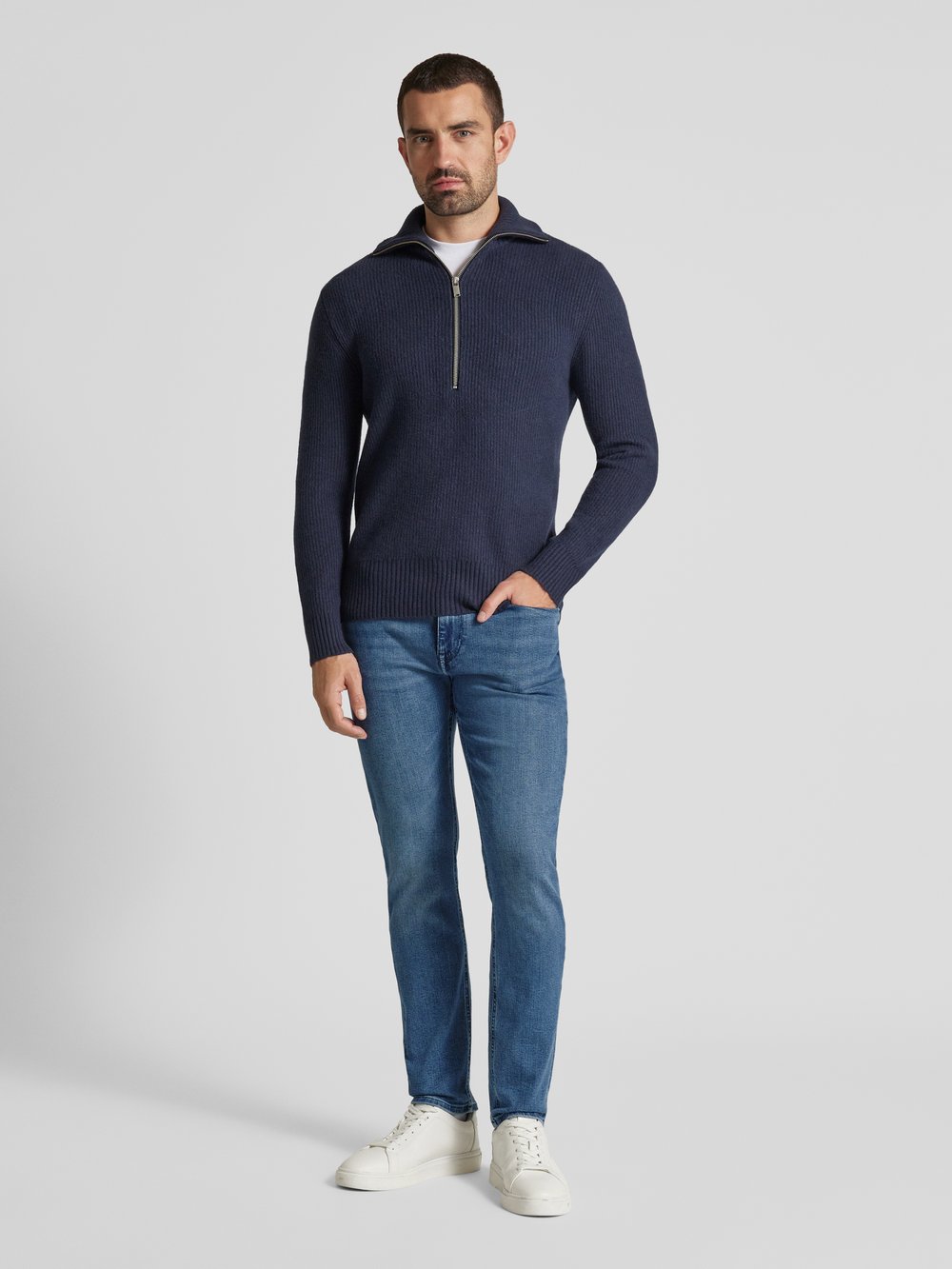 

Джинсы Slim fit с 5-карманным дизайном Tommy Hilfiger