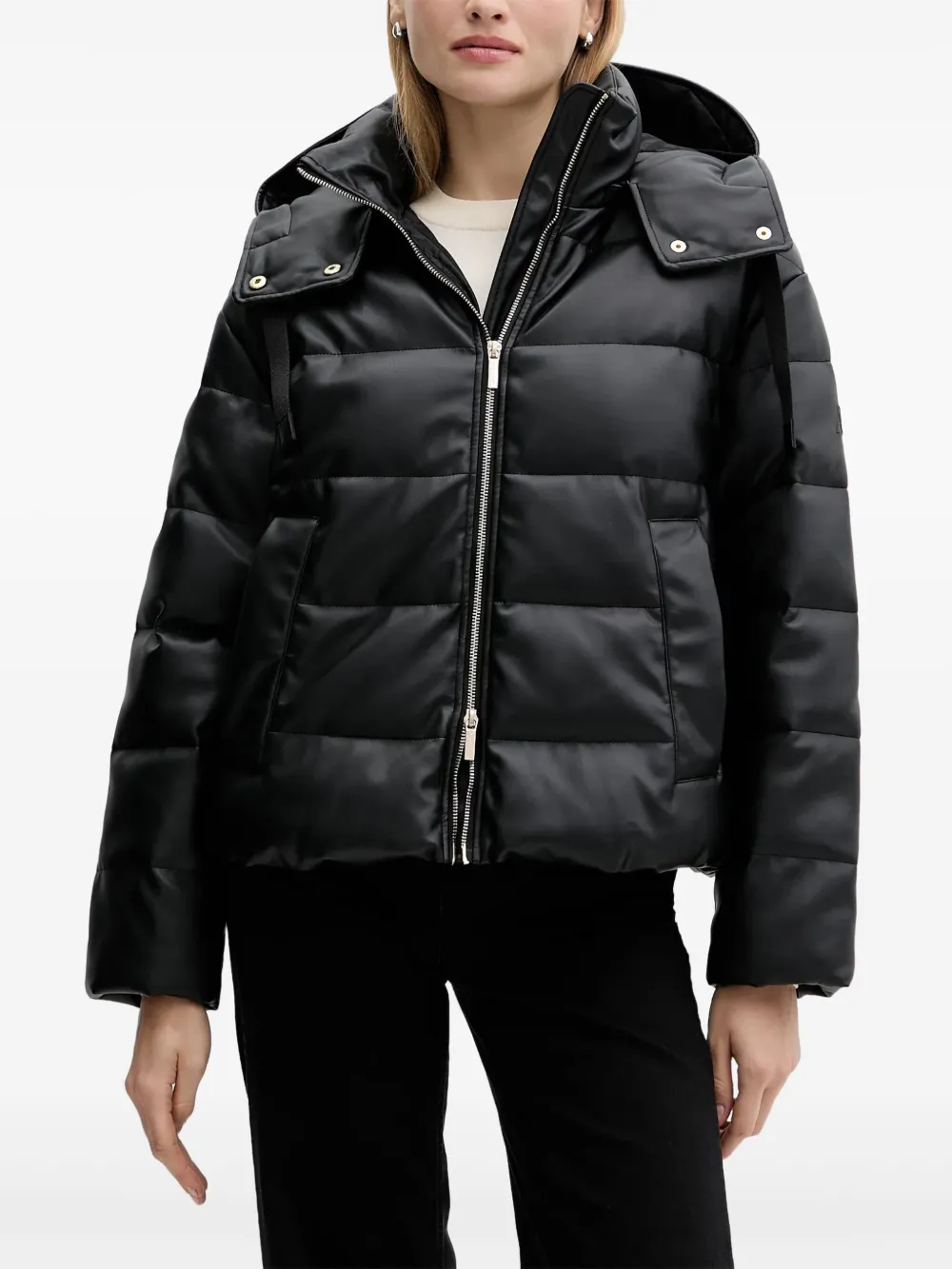 

Пуховик с капюшоном Armani Exchange, черный