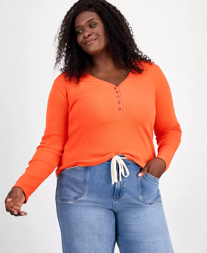 

Модная футболка-хенли с V-образным вырезом больших размеров On 34Th, загар/бежевый