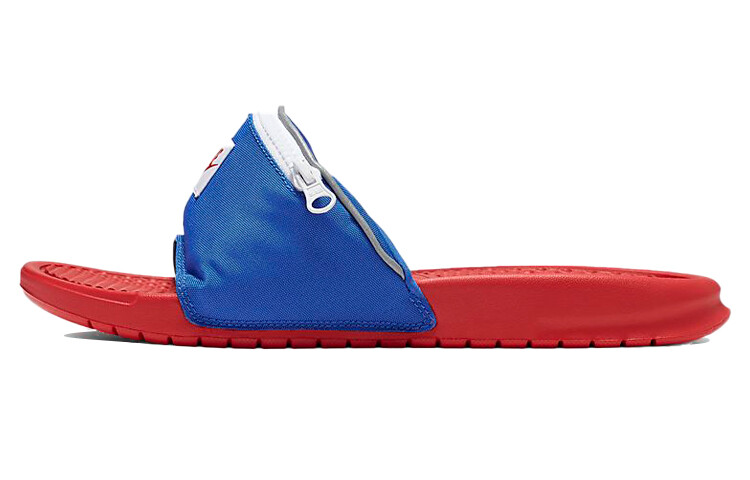 

Шлепанцы Nike Benassi унисекс