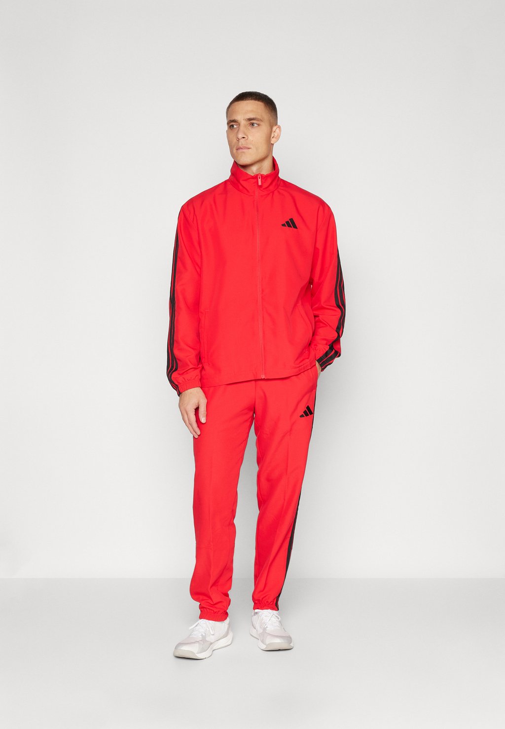

Спортивный костюм BASIC 3 STRIPES SET adidas Sportswear, красный