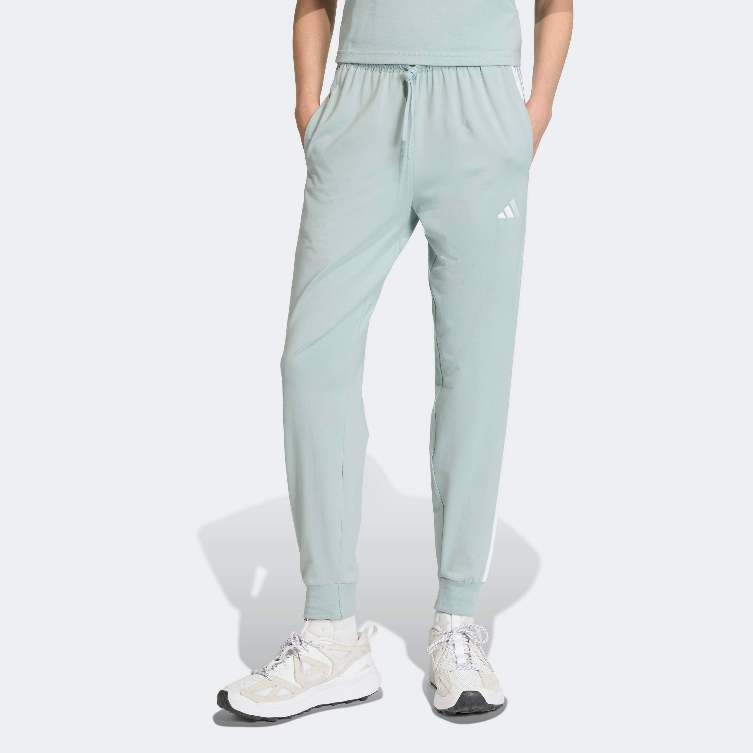 Adidas Sportswear Узкие спортивные штаны 'Essentials' в светло-зеленом цвете — фото 3