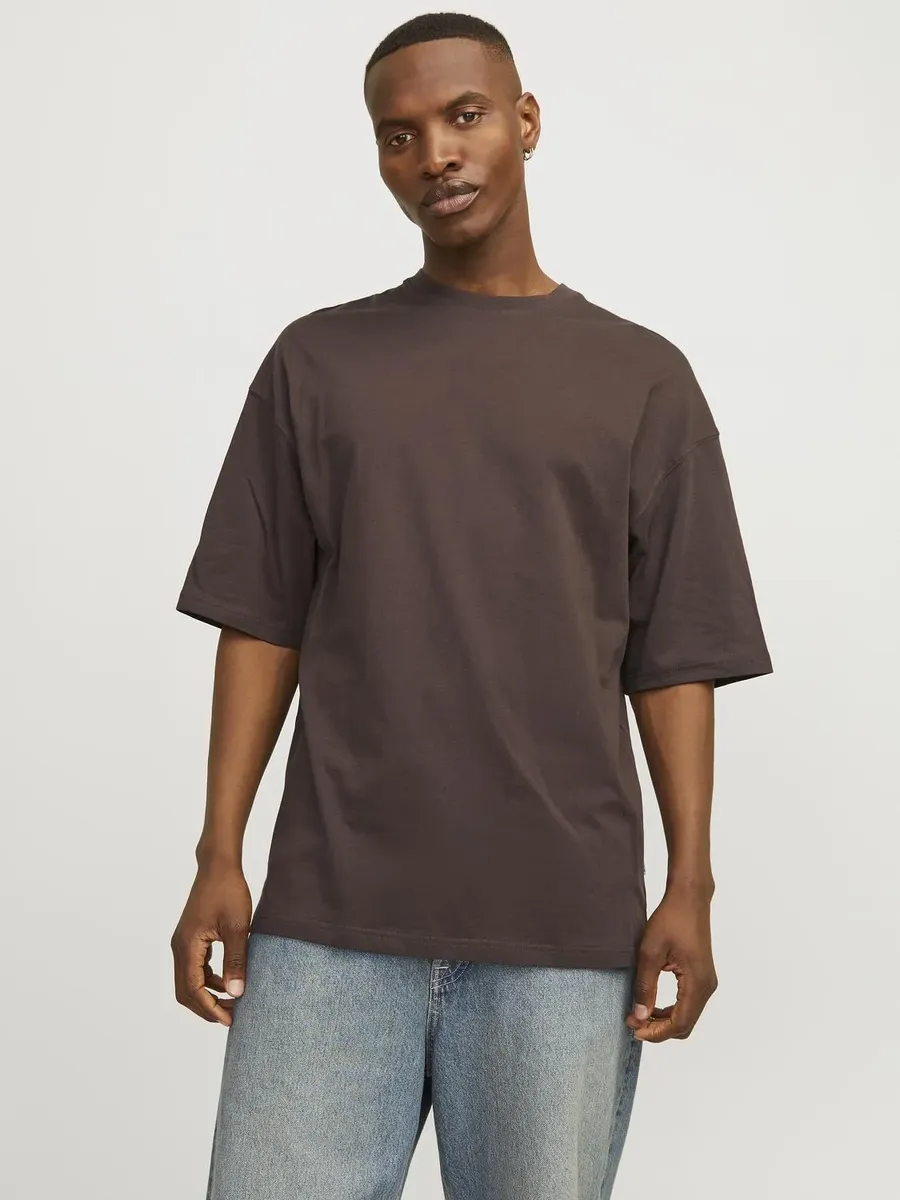 

Рубашка с круглым вырезом Jack & Jones "JJECHARGE TEE O-NECK NOOS", цвет Mulch
