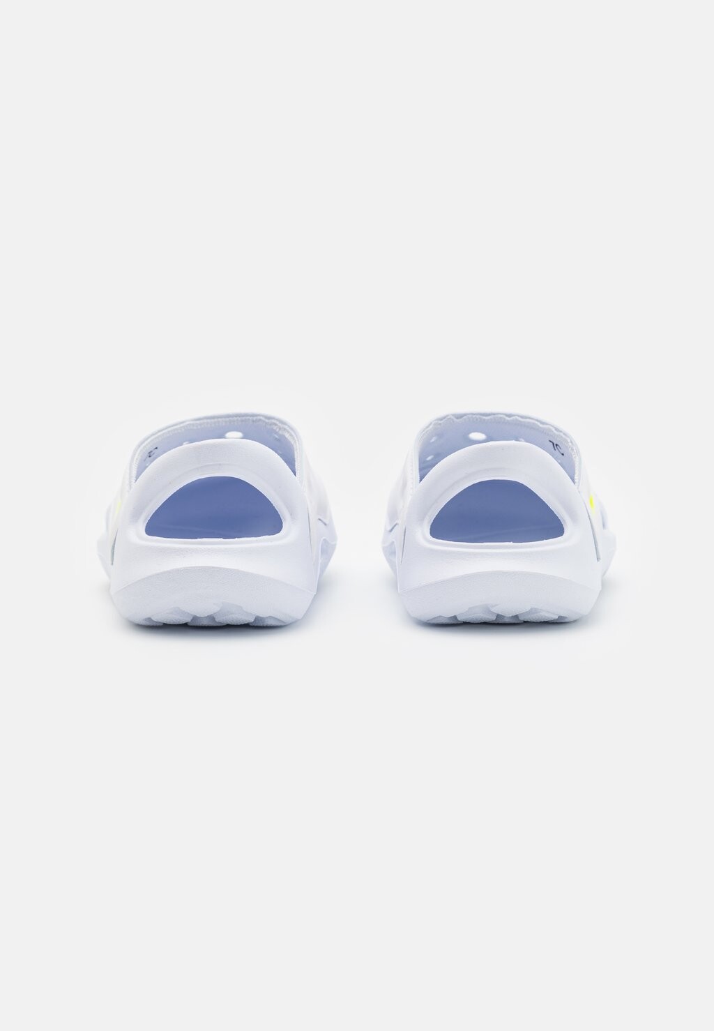 

Слипоны Sol Unisex Nike, белый/чистая платина Вольт