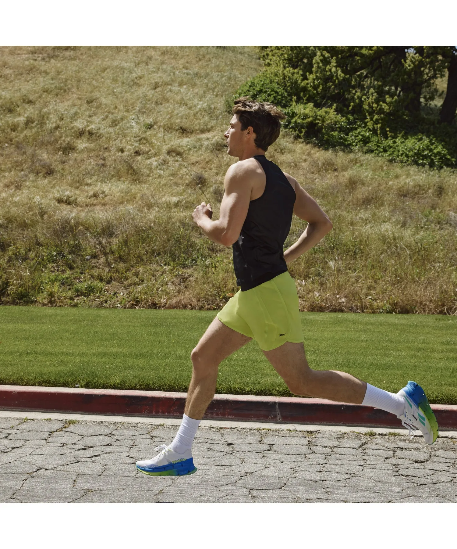 Кроссовки для бега с технологией Float Ride Reebok FLOATZIG X1 черные — фото 3