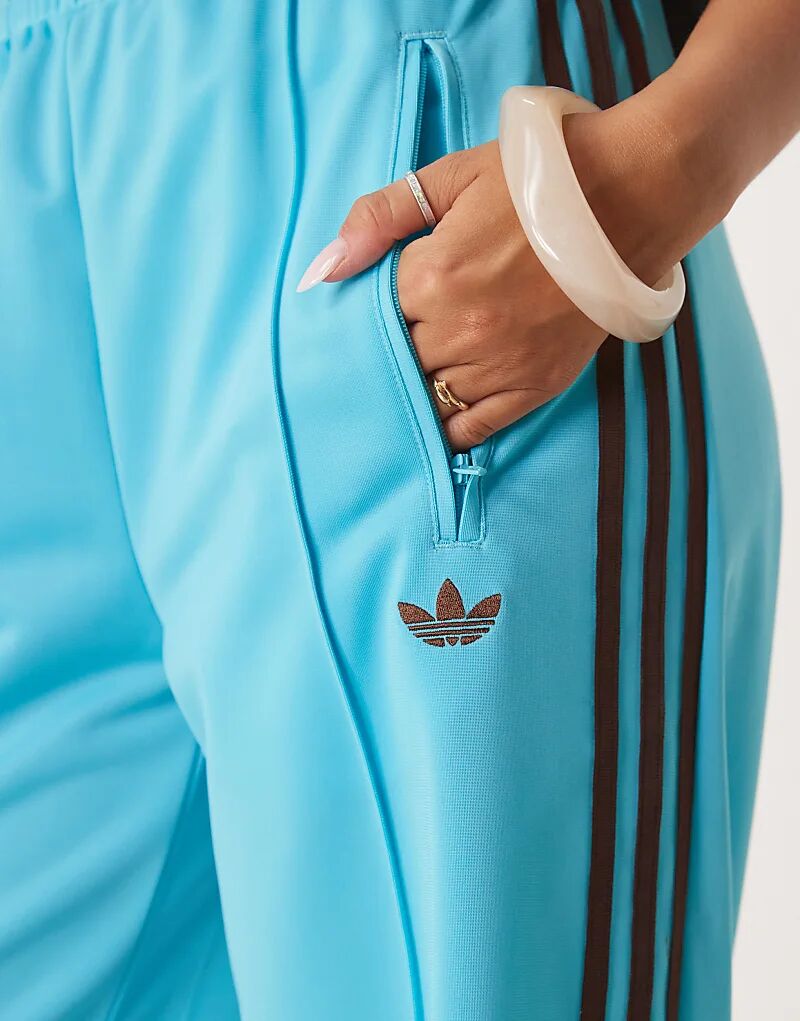 Спортивные брюки adidas Originals Firebird Loose синего и коричневого цветов — фото 2