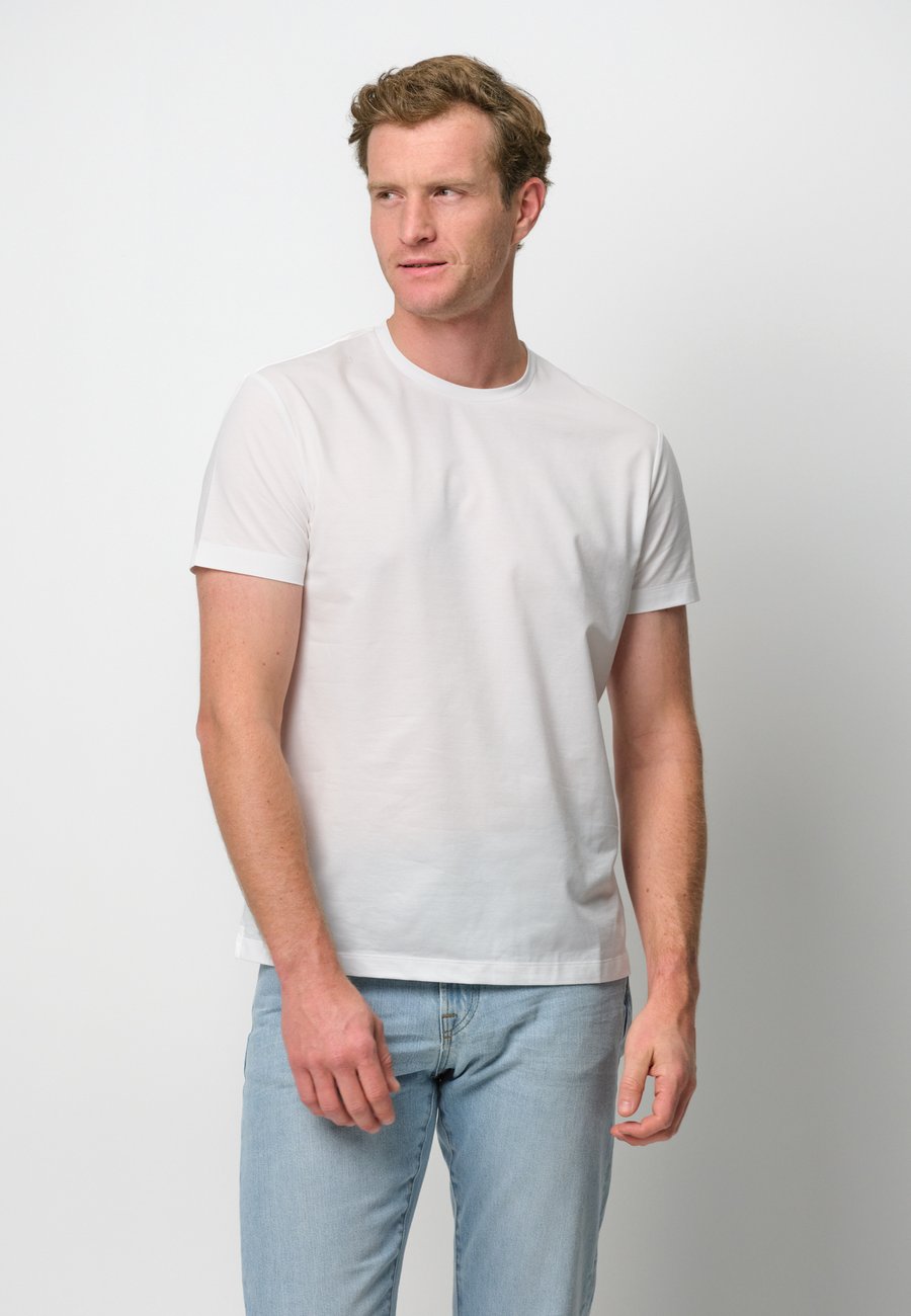 

Футболка PROFUOMO SHORT SLEEVE, White