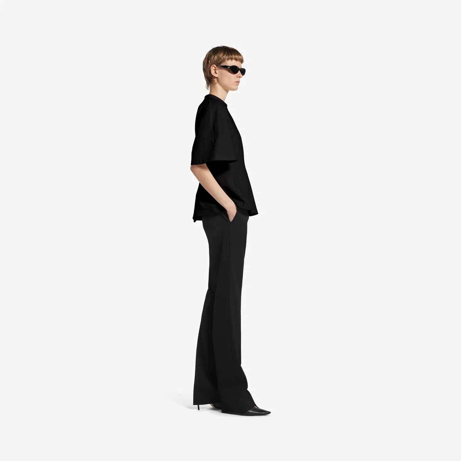 Женская формованная футболка черного цвета BALENCIAGA, черный — фото 3
