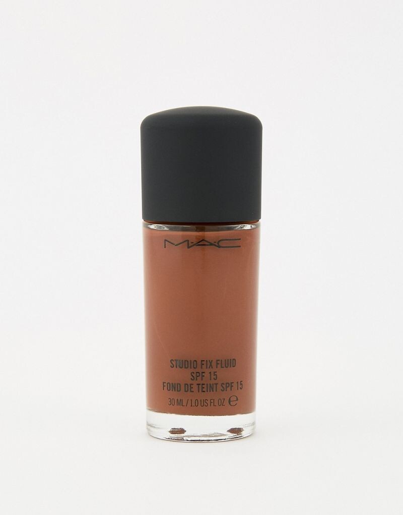 

MAC Studio Fix Fluid SPF15 Тональная основа, Nw57