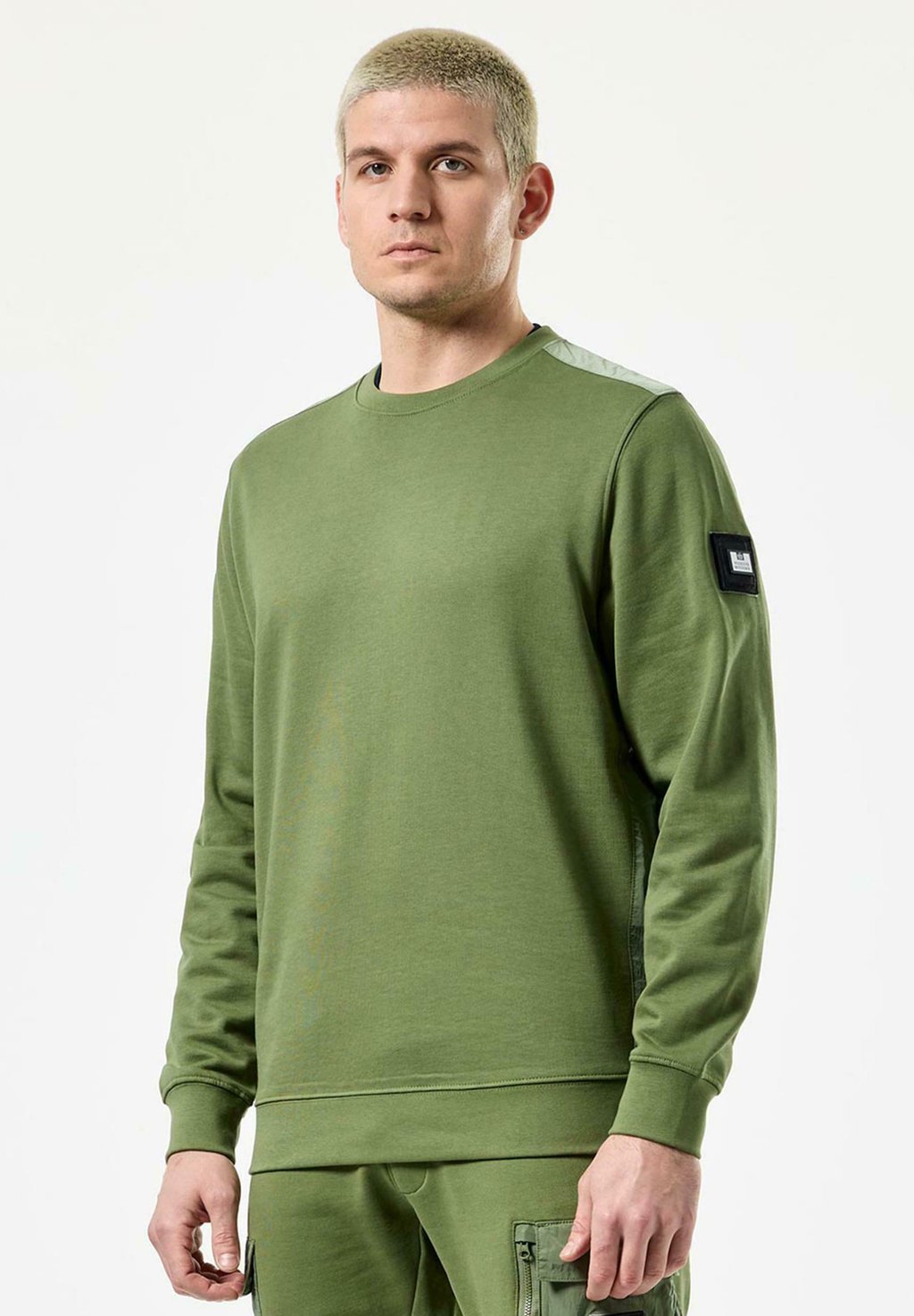 

Толстовка BOMB PARACHUTE OVERLAY Weekend Offender, зеленый