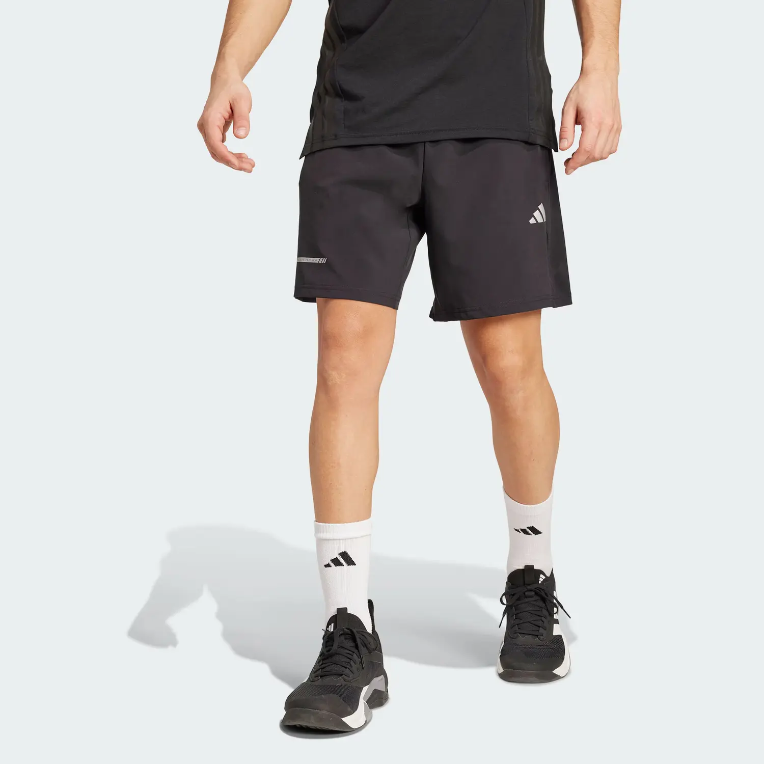 Основные спортивные шорты мужские Adidas, черный — фото 3