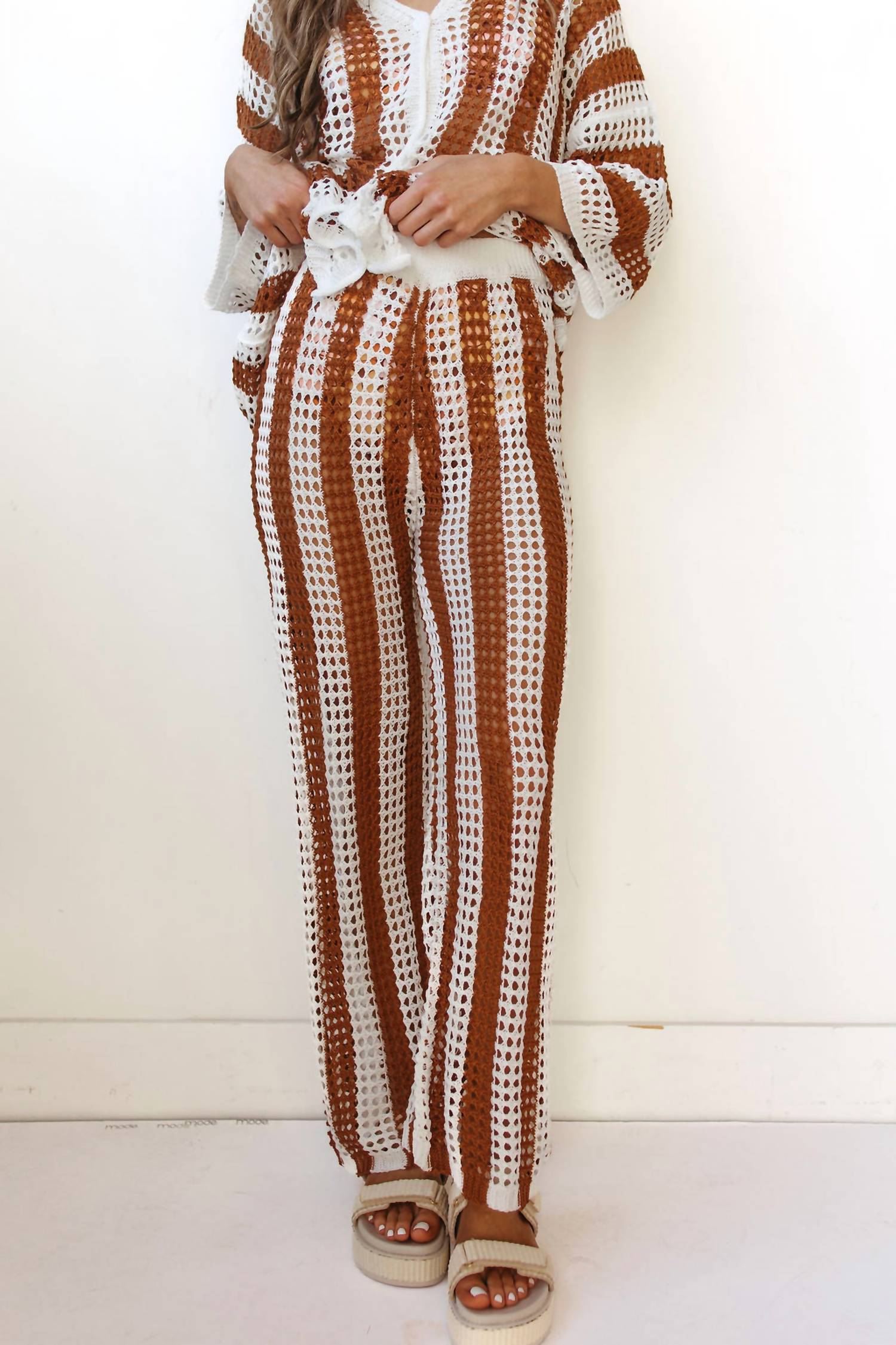 

Прибрежные вязаные брюки цвета хаки Little Trendy