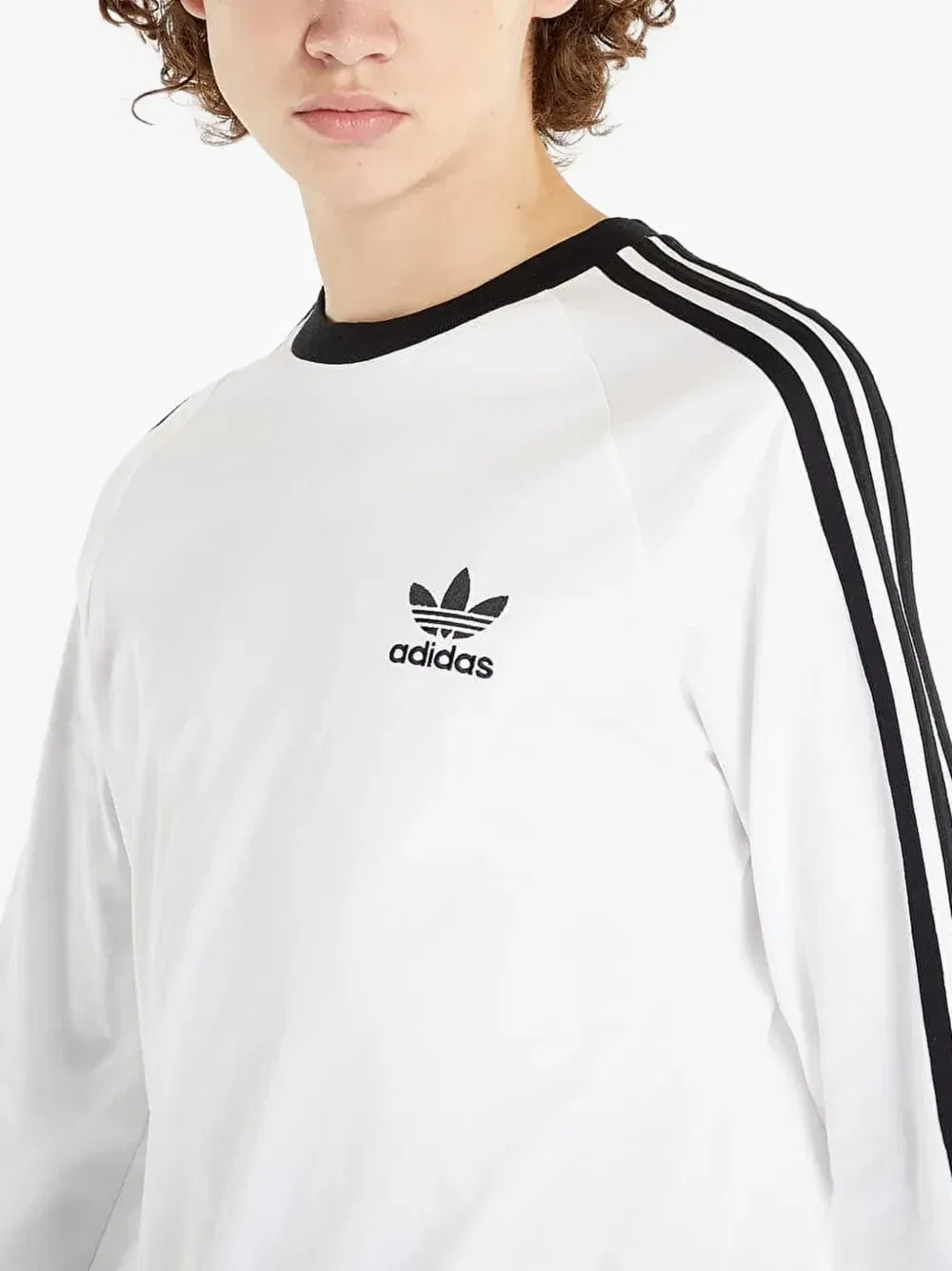 Футболка с рукавами реглан и полосками adidas, белый — фото 2