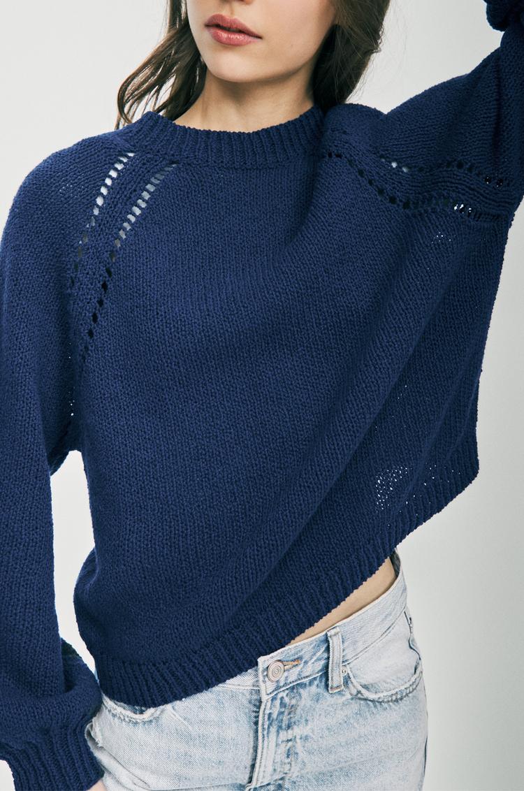 

Свитер ажурной вязки Pull And Bear, синий