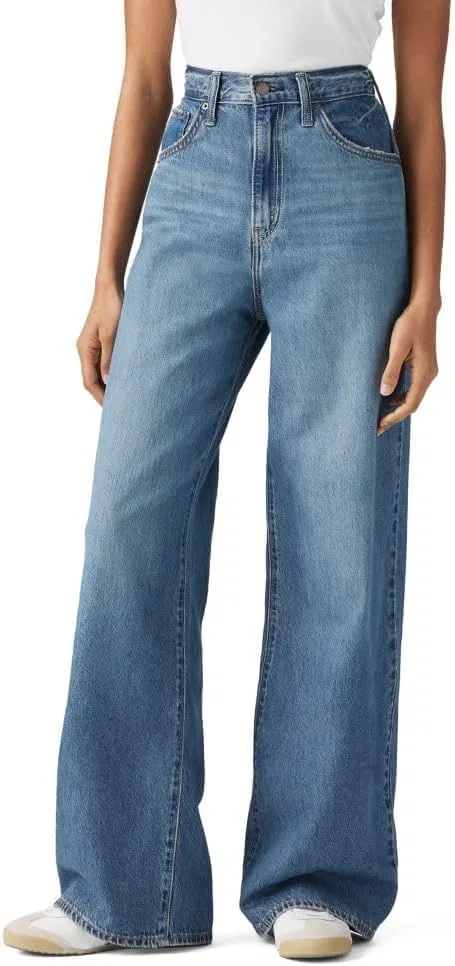 Джинсы Levi's Chasing Dreams