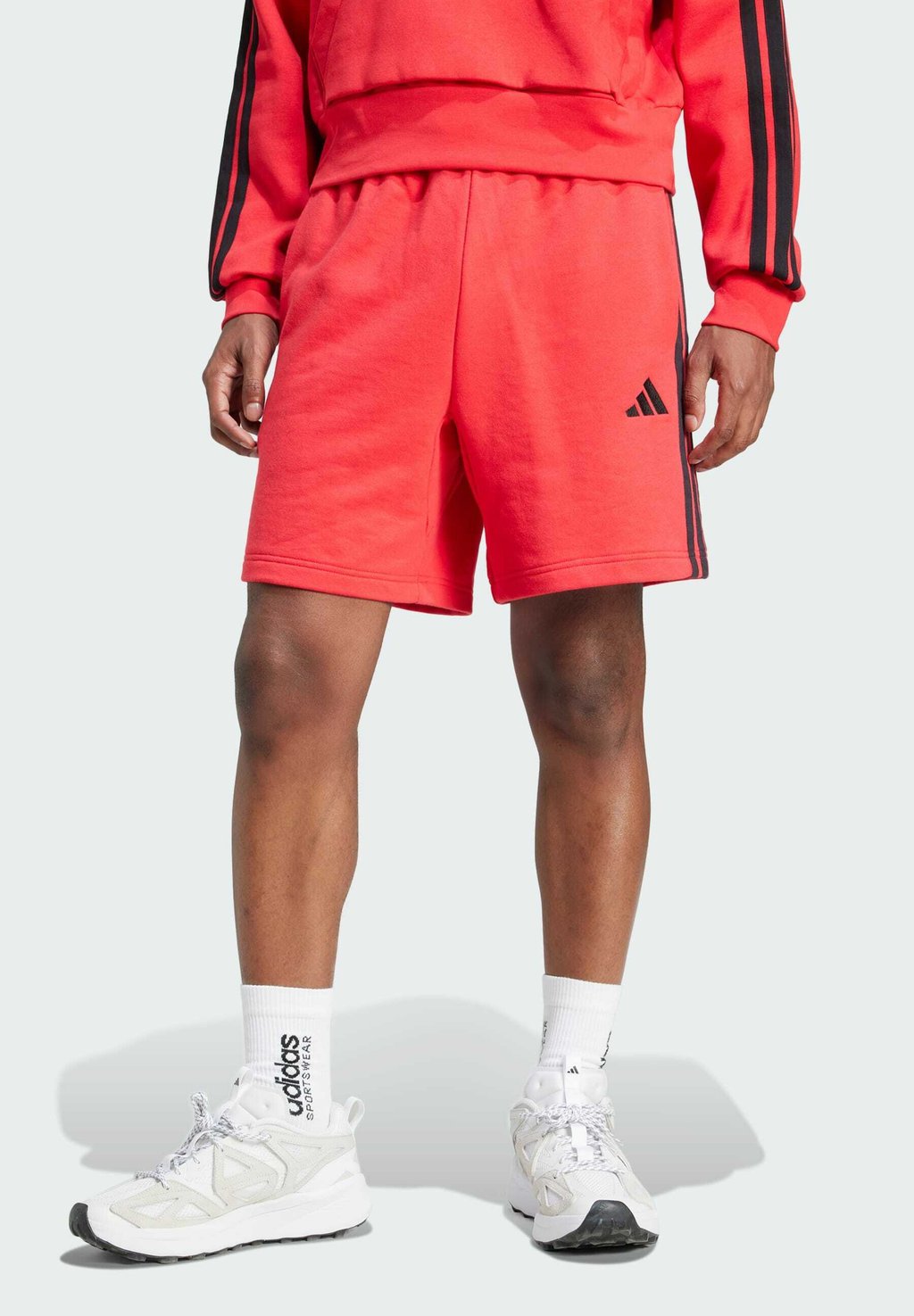 

Спортивные шорты ESSENTIAL 3-STRIPES FRENCH Adidas Sportswear, красный