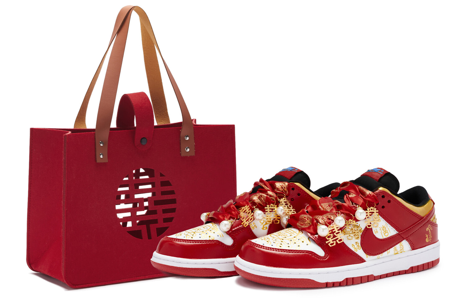 Кроссовки Nike Dunk Skateboard Shoes Women's Low-Top Gold