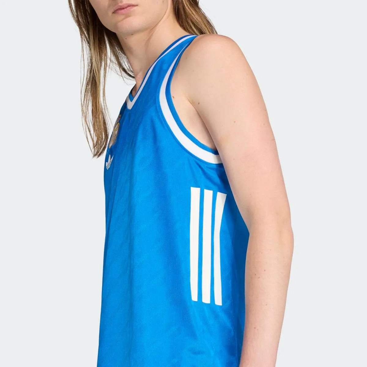 Мужская футболка третьей формы баскетбольного клуба Real Madrid 2025-2026 adidas, синий — фото 3