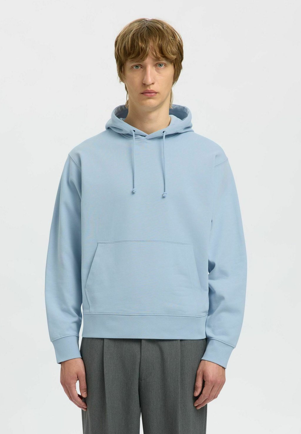 

Толстовка SLHRELAXLUKE - Hoodie Selected Homme, светло-голубой
