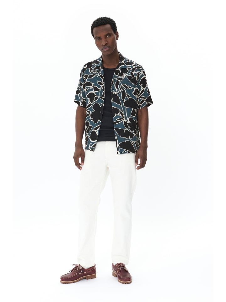 

Рубашка Maklampo с короткими рукавами, прямого кроя, в цвете Blue Fusion Matinique