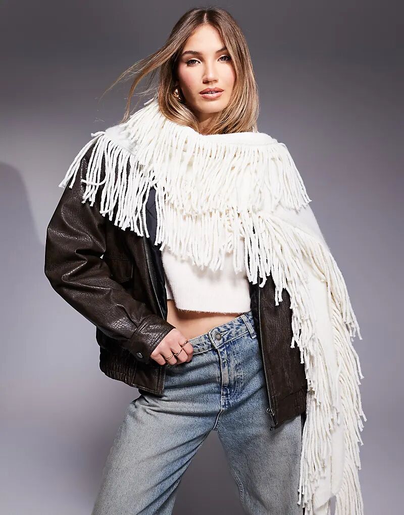 

Большой шарф с кисточками кремового цвета River Island