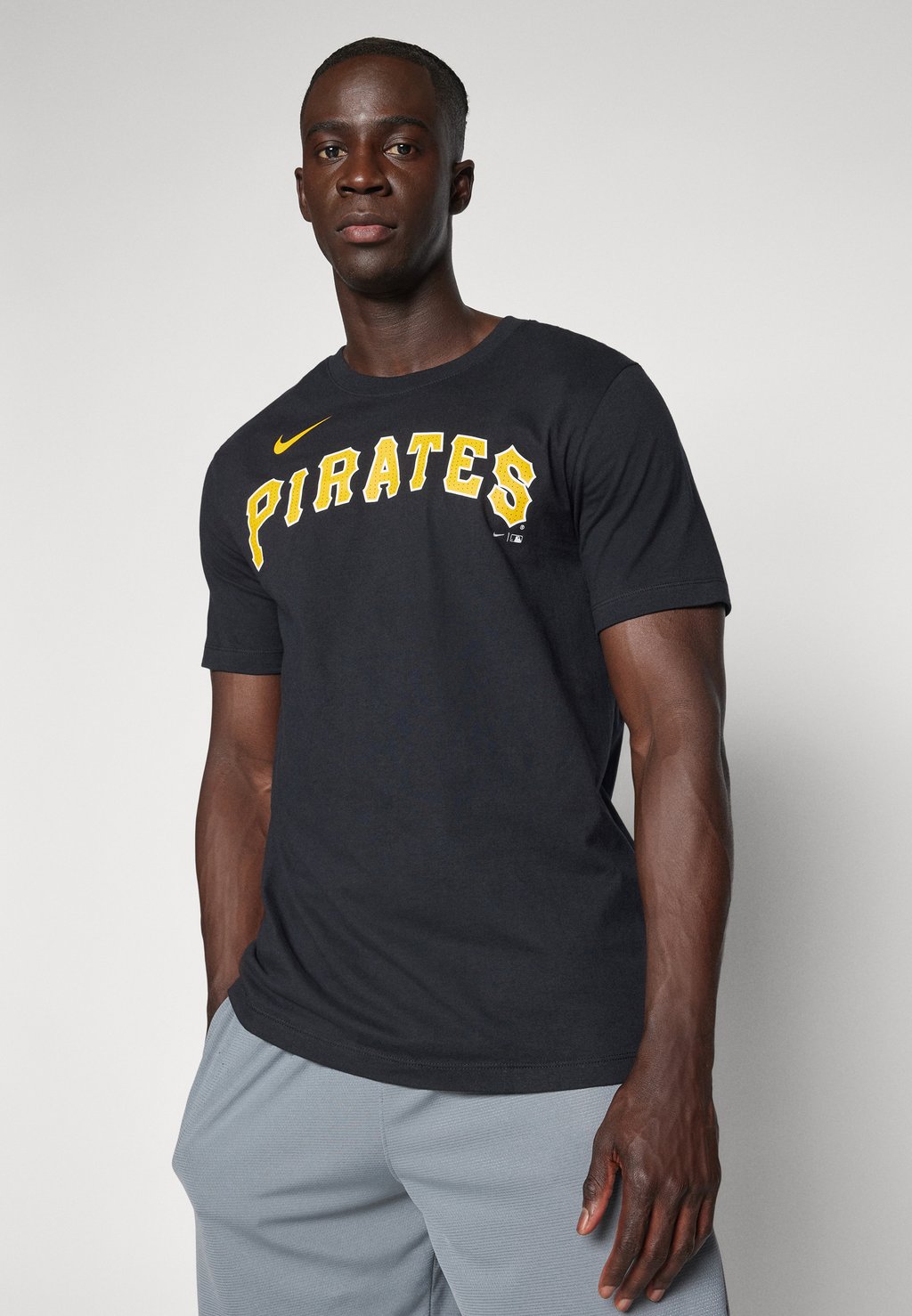 

Клубная одежда Pittsburgh Pirates Men'S Fuse Wordmark Tee Nike, черный