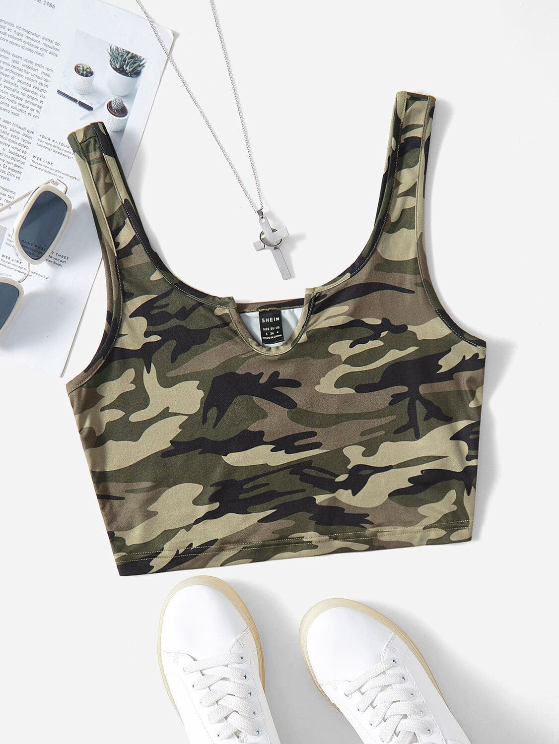 

SHEIN EZwear майка Gorpcore, камуфляж, треугольный вырез, многоцветный