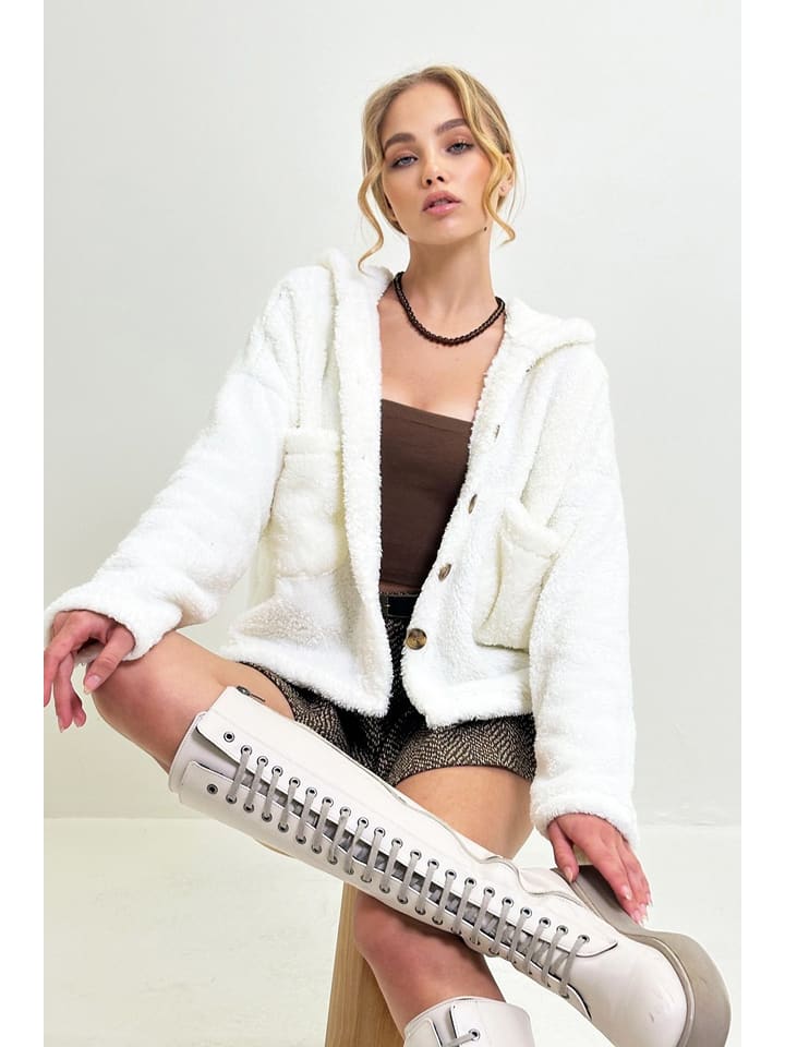 

Happiness Istanbul Куртка-«мишка» кремового цвета