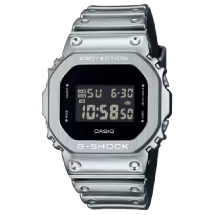 

CASIO Часы 5600 Collection с кварцевым механизмом и ремешком из смолы, 49.6, унисекс, серый циферблат