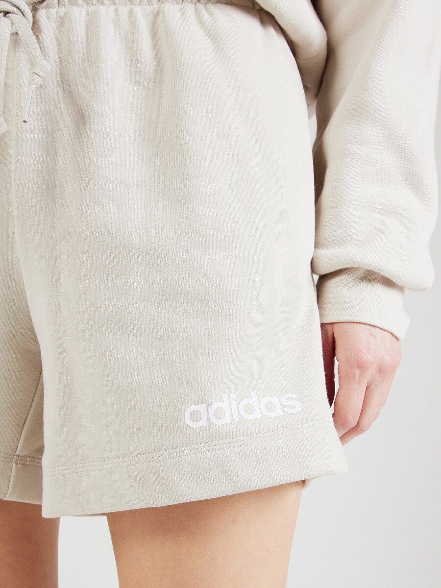 Обычные тренировочные брюки ADIDAS SPORTSWEAR Essentials, цвет White/Off white — фото 3