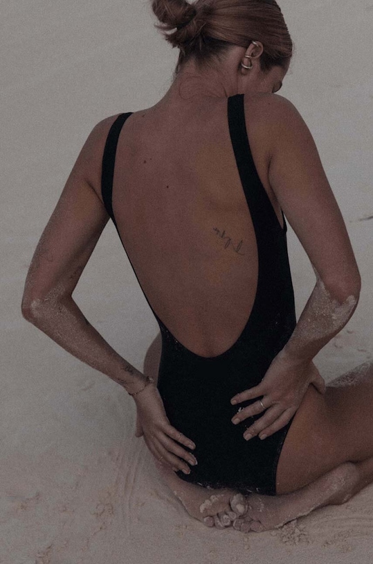 

Купальник V Swimsuit Muuv., черный