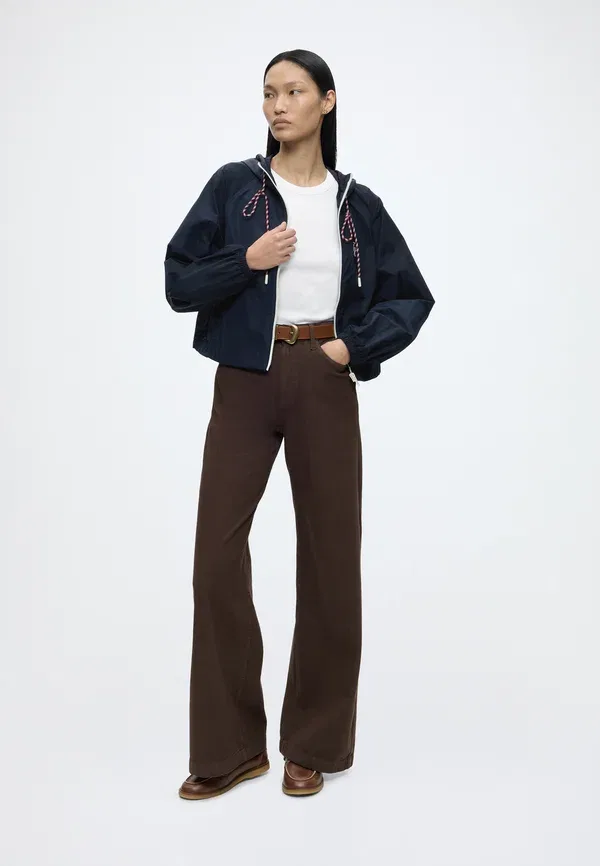 Ветровка Tommy Hilfiger, темно-синяя ночь — фото 2
