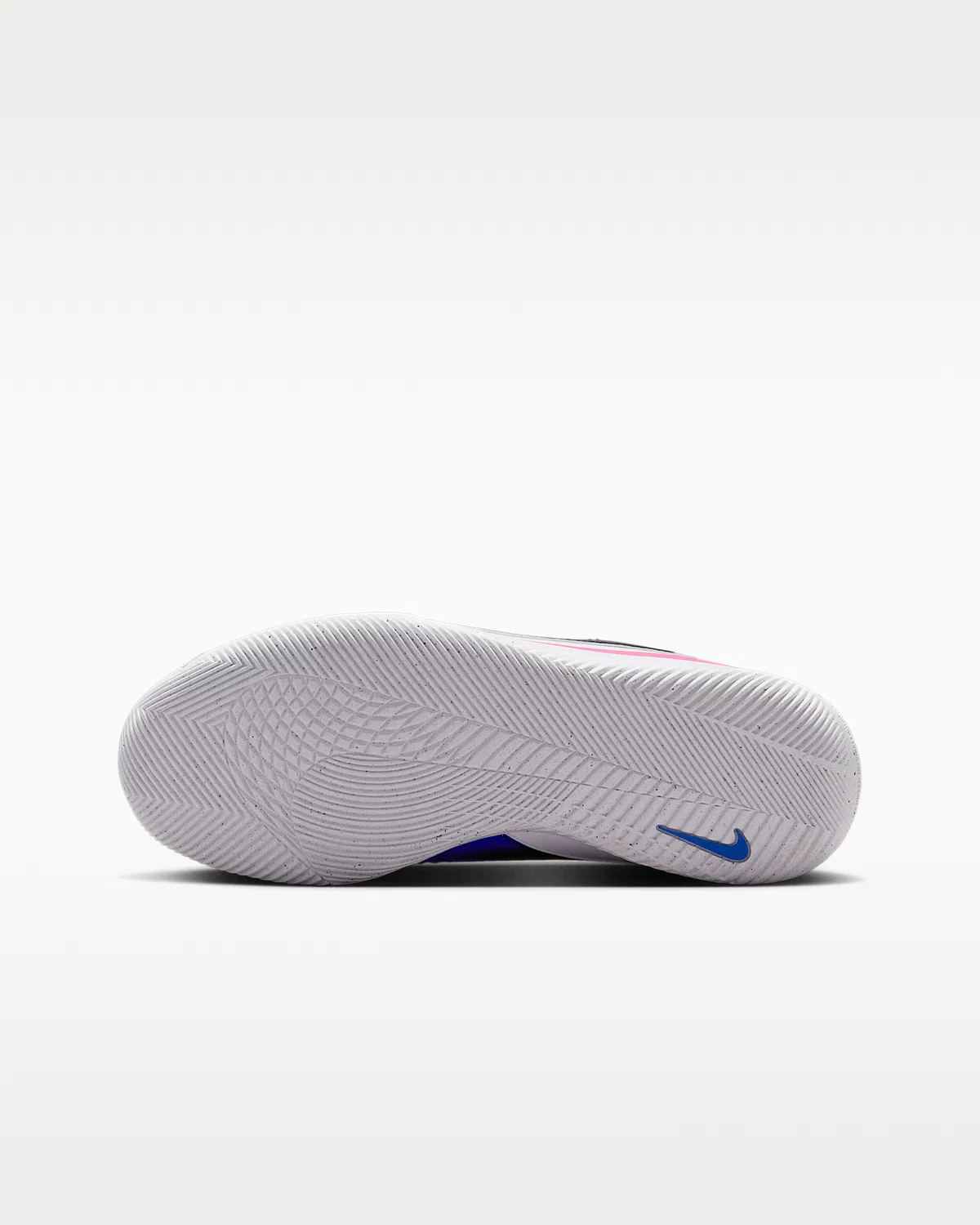 Детские кроссовки для зала Nike Jr. Phantom 6 Low Club, Racer Blue/White/Pink Blast — фото 2