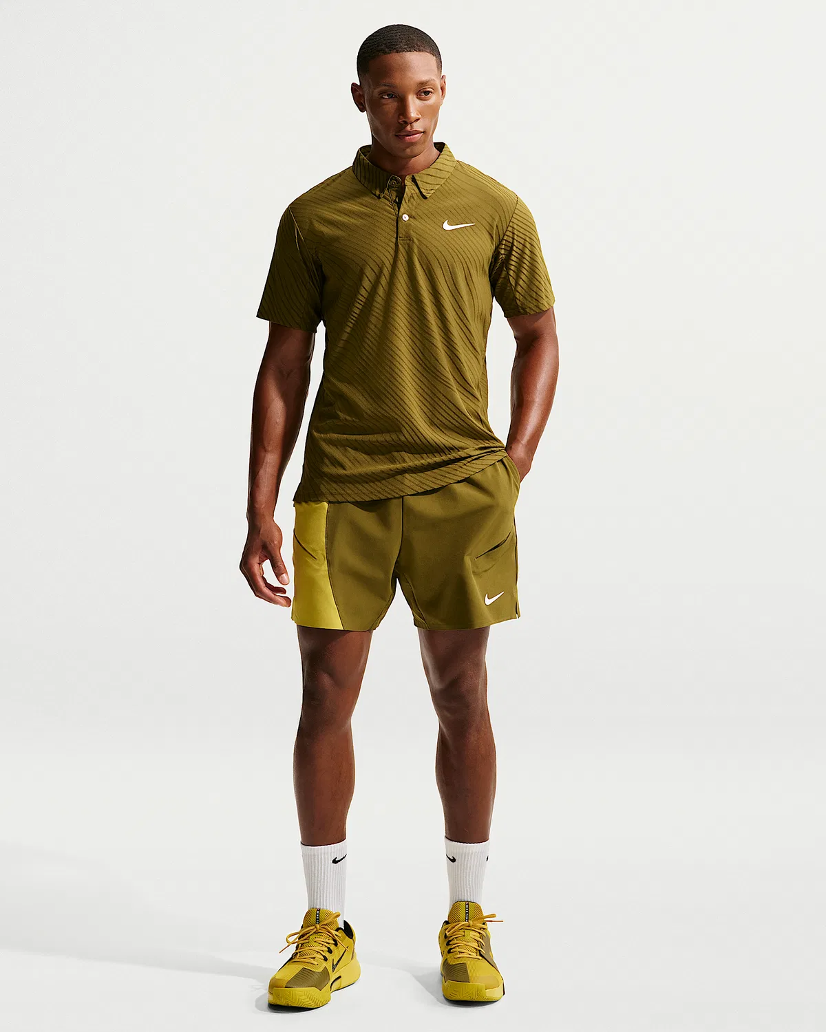Мужские шорты NikeCourt Slam Dri-FIT, Olive Flak/Saffron Quartz/White