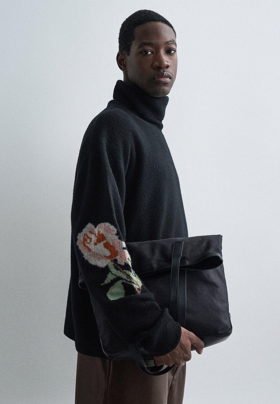 

Джемпер Nanushka FRANNIE, Black