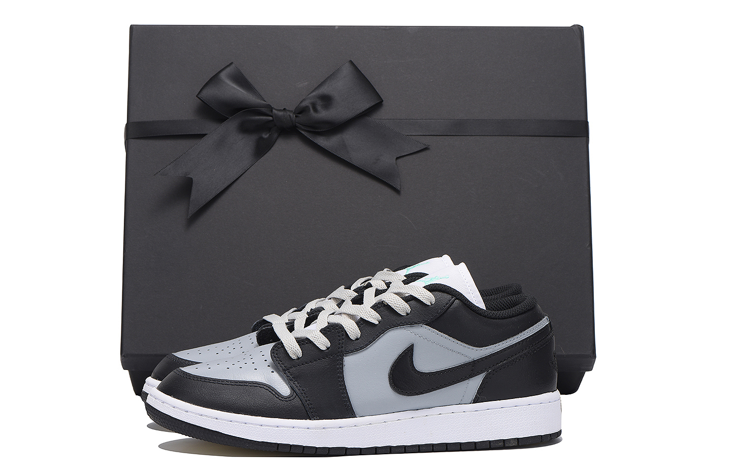 

Jordan Детские скейтерские кроссовки Air 1 черный серый для подростков