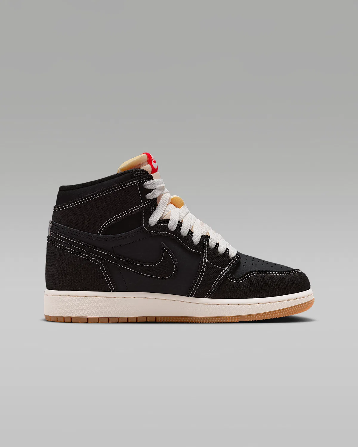 Кроссовки Air Jordan 1 Retro High OG для старших детей, Black/Sail/Gum Medium Brown/University Red — фото 3