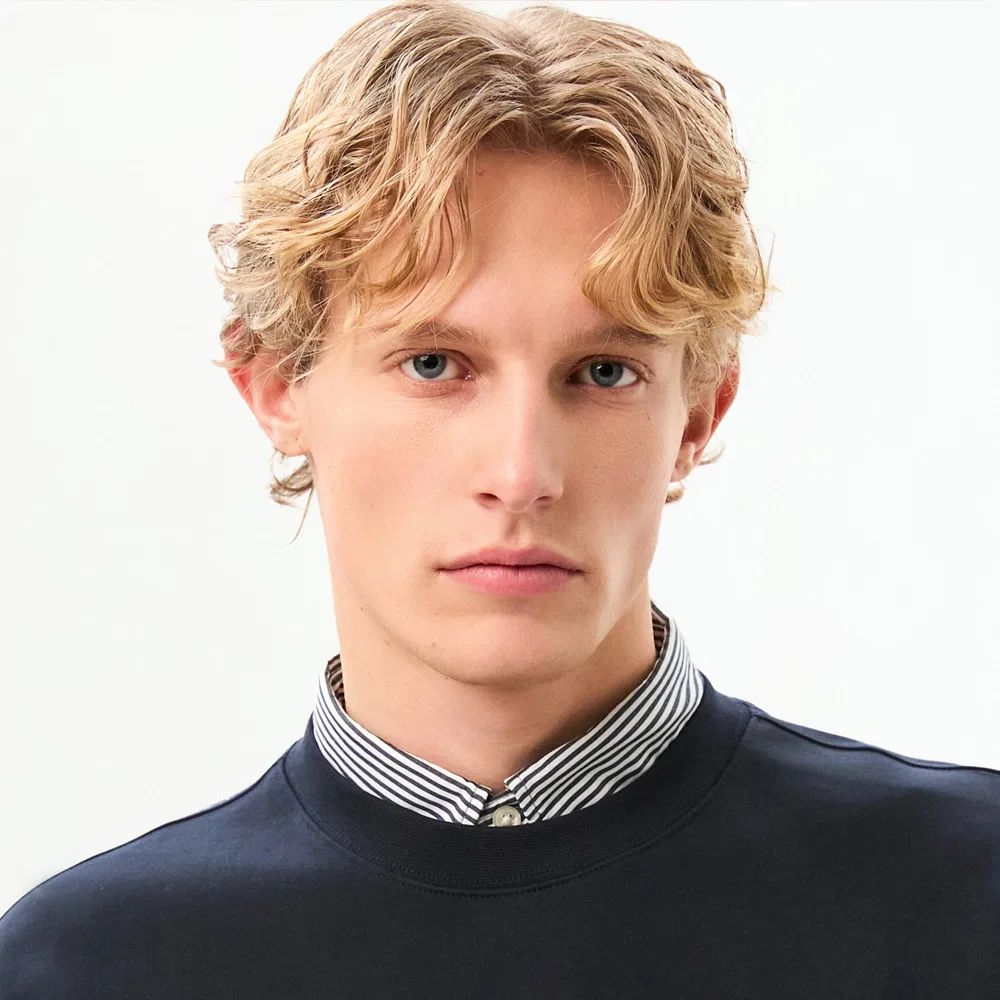Мужской тёмно-синий свитшот Essential Intechno Crewneck от Tommy Hilfiger — фото 4