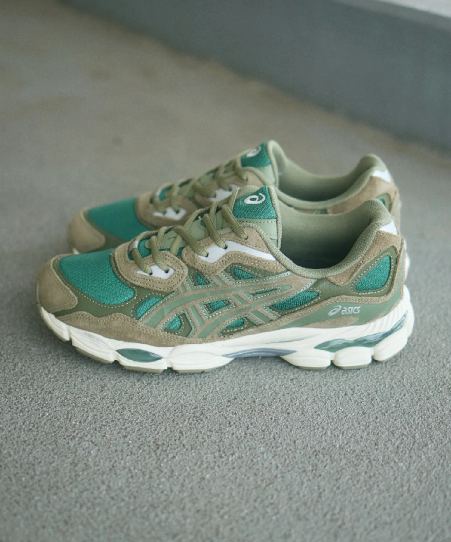 Кроссовки GEL-NYC ASICS для мужчин и женщин камуфляжные