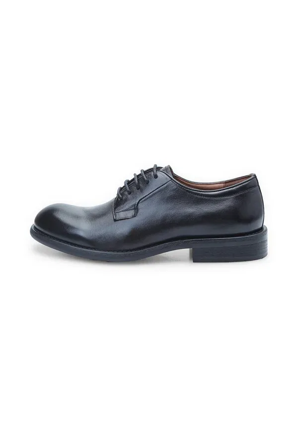 Кроссовки Bata Smart lace ups, черный