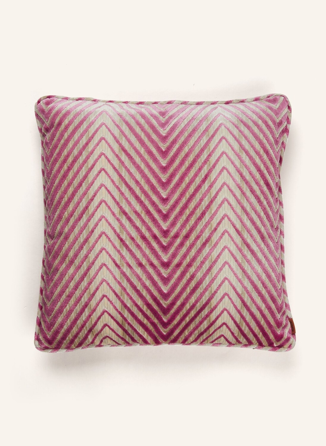 

Декоративная подушка Missoni Home ZIGGY aus Samt mit Daunenfüllung, 40x40 см