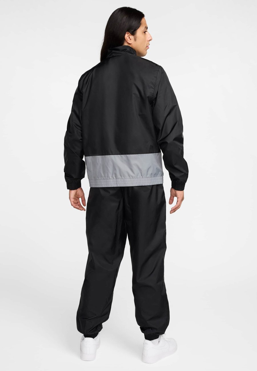Куртка Nike Sportswear CLUB , Black Smoke Grey Light Smoke Grey White/Black — фото 3