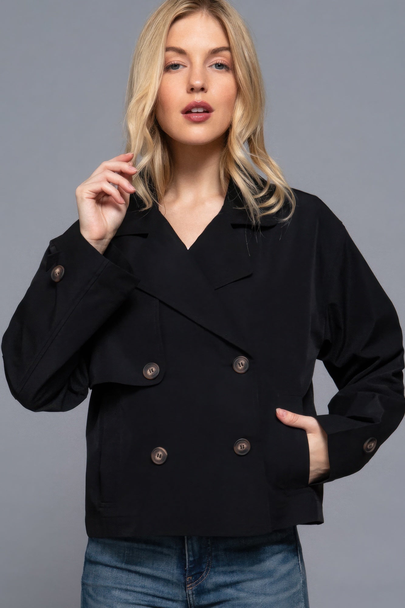 

Двубортный короткий тренчкот FASHNZFAB, черный