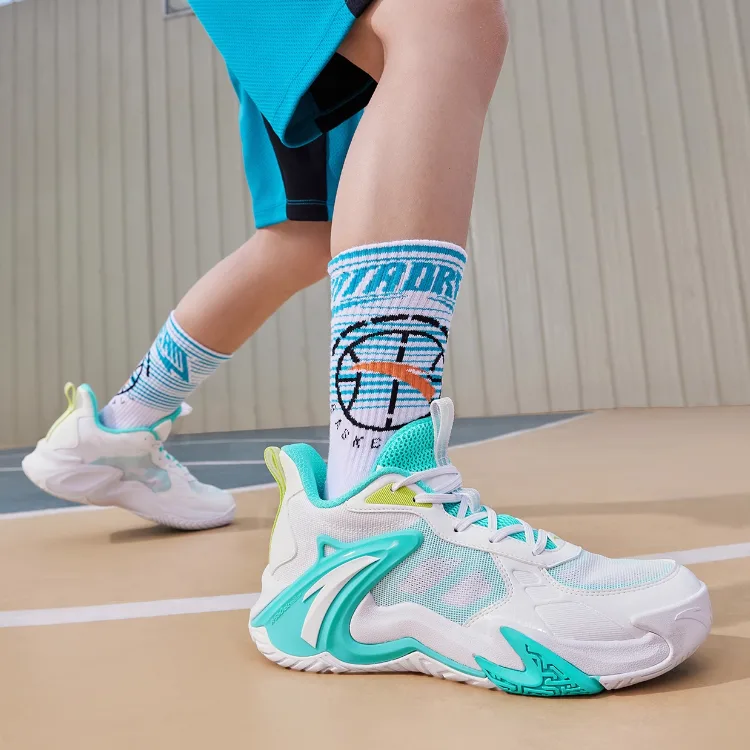 Antakids Детские баскетбольные кроссовки low top White Green с амортизацией Airspace и износостойкой подошвой — фото 4