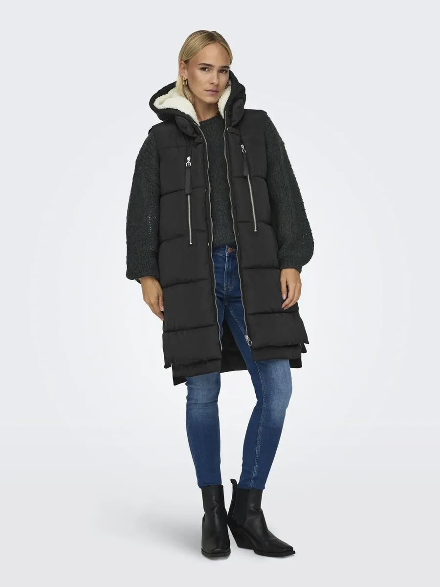 

Only стеганый жилет "ONLNEWNORA PUFFER WAISTCOAT CC OTW", черный