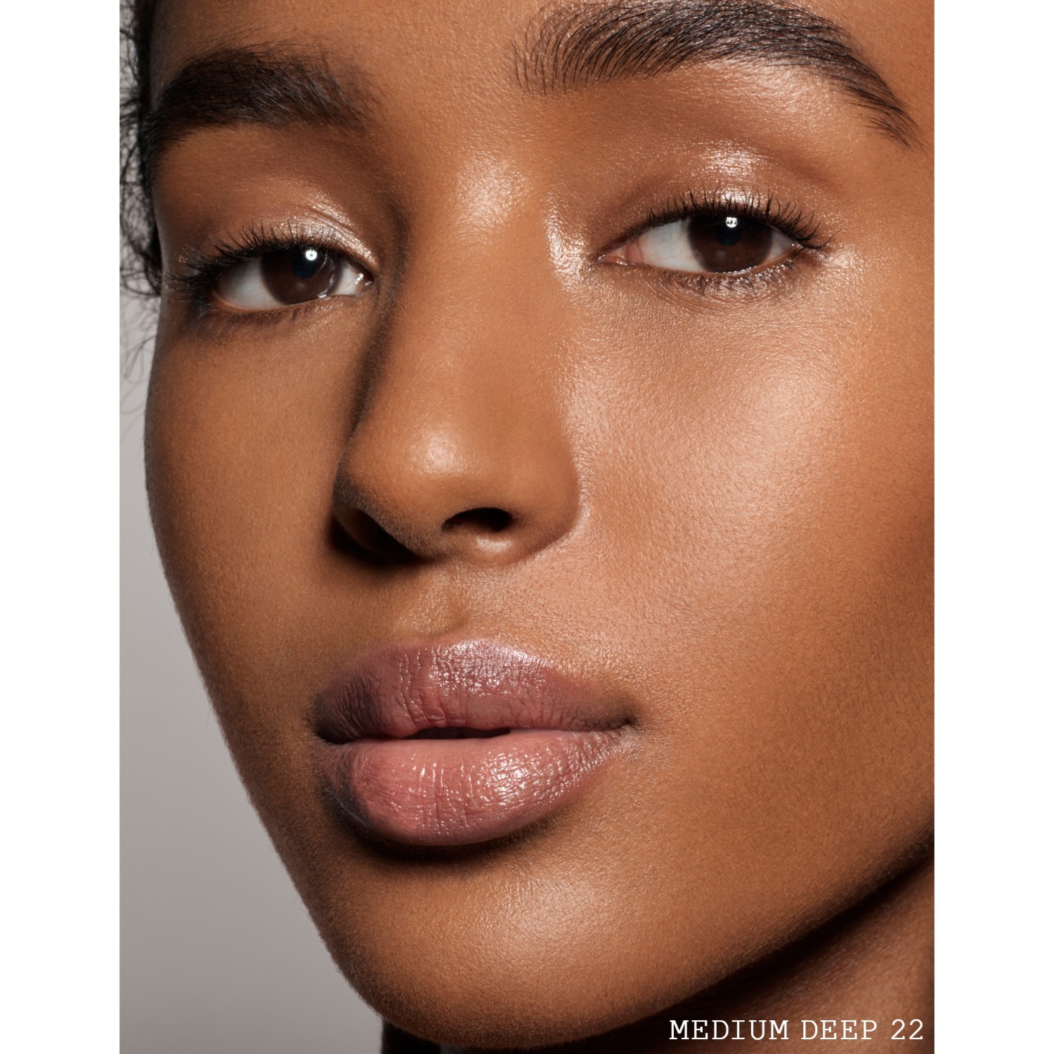 Тональный крем для лица sublime perfection concealer Pat Mcgrath Labs, 22 - medium deep, объем 35 мл — фото 4